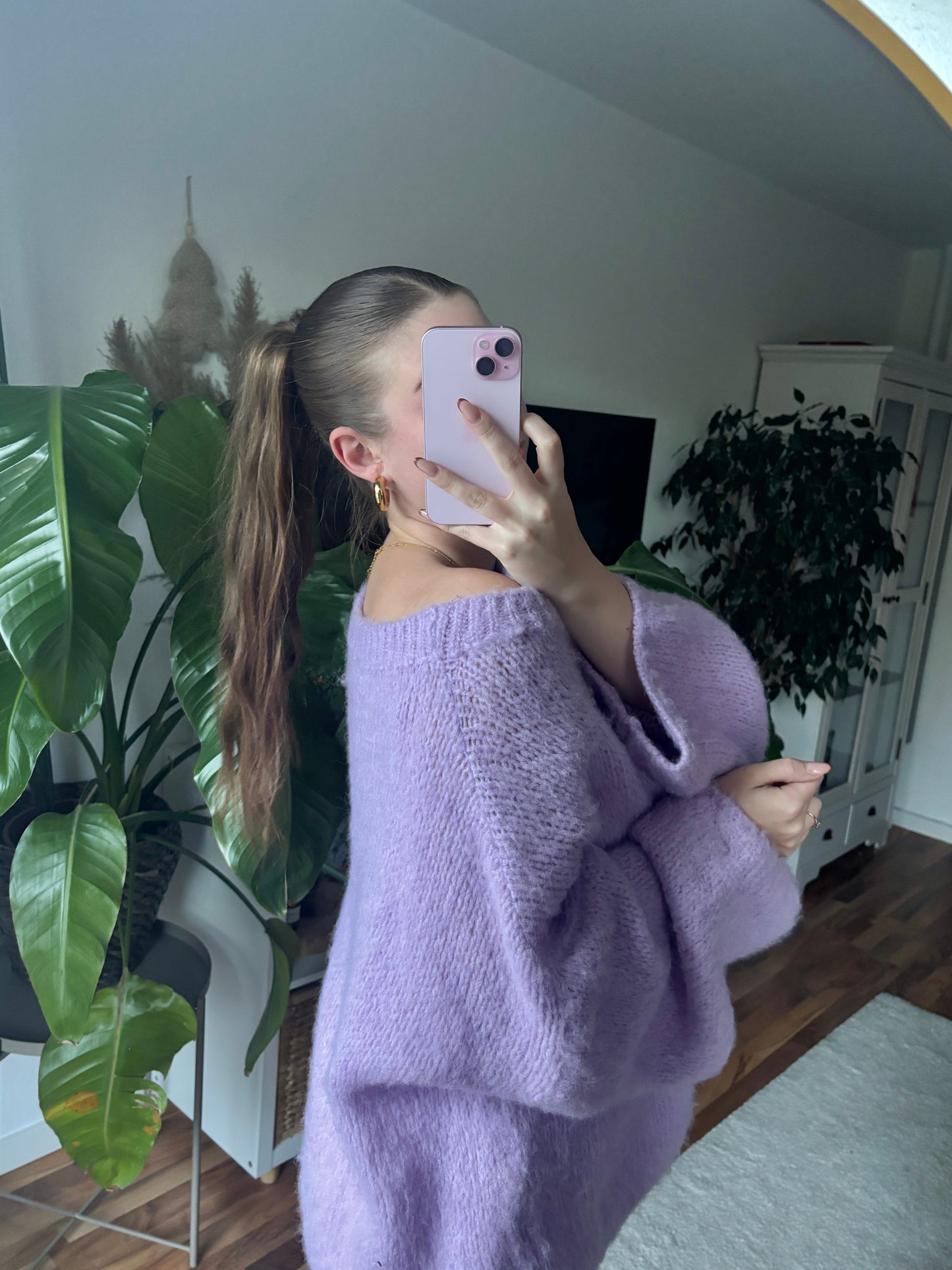 Fluffy Heaven Sweater – Flieder Edition
