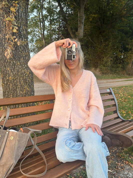 Cardigan mit Knöpfen - Strawberry Milk