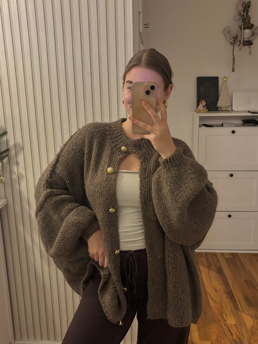 Wolkeweich Cardigan mit goldenen Knöpfen - Hellbraun